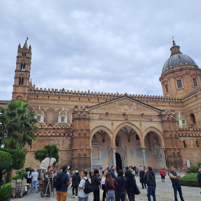 Al Centro di Palermo - Casa Bertolino - Appartamento con 2 Camere da Letto - 43