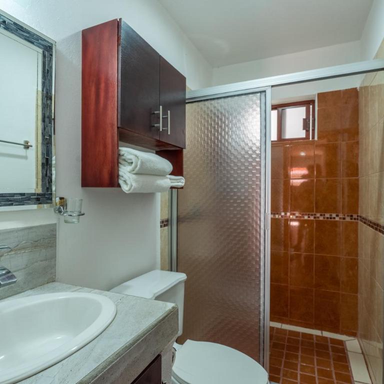 New Puerto Vallarta Retreat with Private Terrace - Apartment with Shower - 16