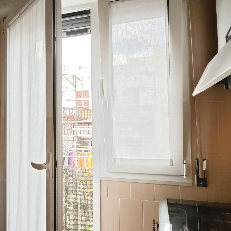 ComodHouse - Two-Bedroom Apartment with Balcony - 10