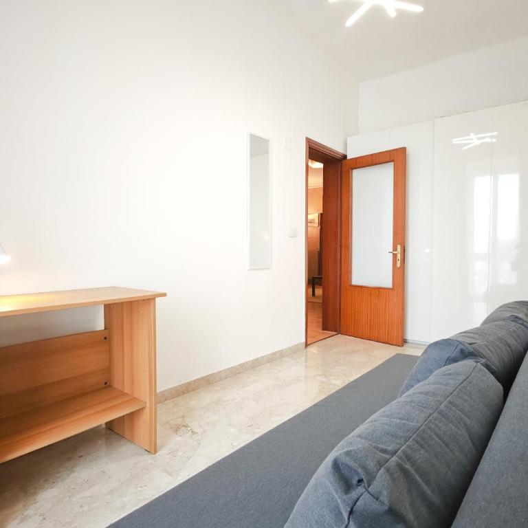 ComodHouse - Two-Bedroom Apartment with Balcony - 21