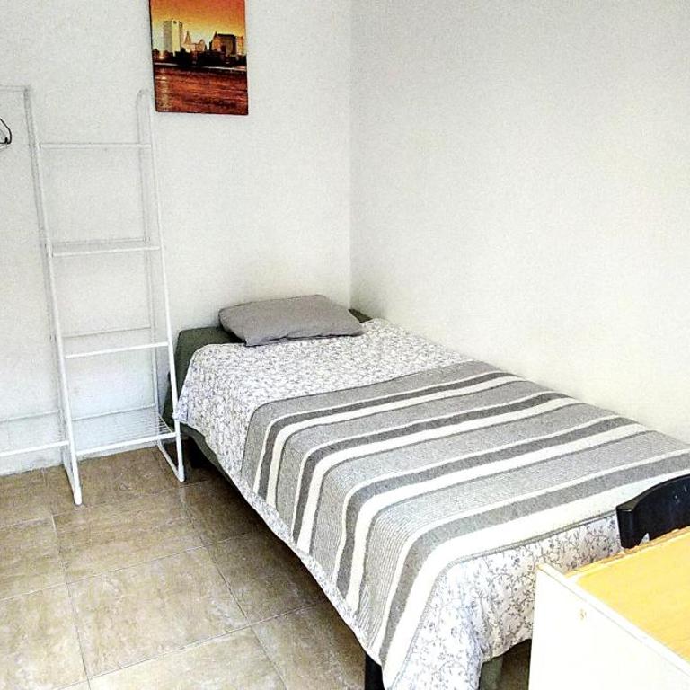 Pintor Pahissa Rooms - Habitación Individual Económica - 10