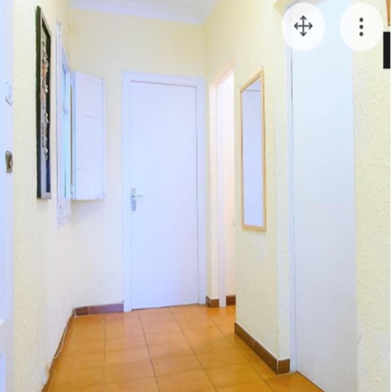 Pintor Pahissa Rooms - Habitación Individual Económica - 11