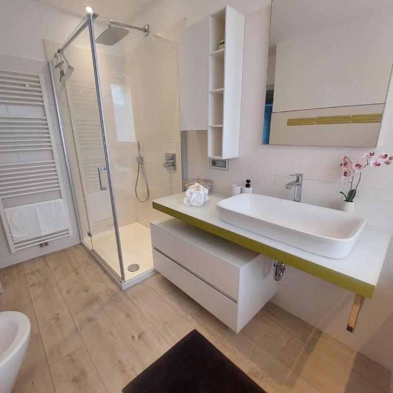 Casa Evelina con Parcheggio esterno e Garage gratis, appartamento con idromassaggio per due - Appartamento con 2 Camere da Letto - 11