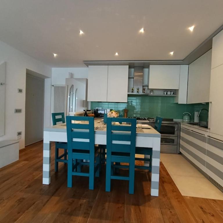 Casa Evelina con Parcheggio esterno e Garage gratis, appartamento con idromassaggio per due - Appartamento con 2 Camere da Letto - 30