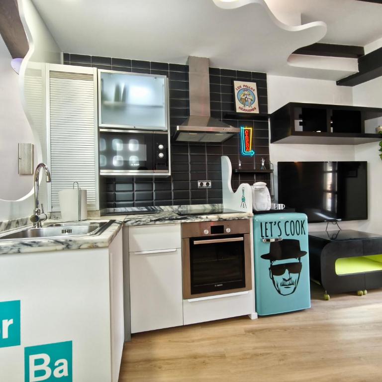 Fiction Dreams - One-Bedroom Apartment - 7