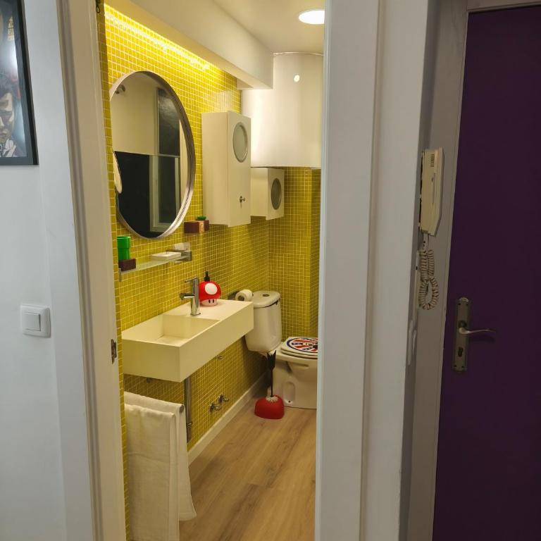 Fiction Dreams - One-Bedroom Apartment - 60