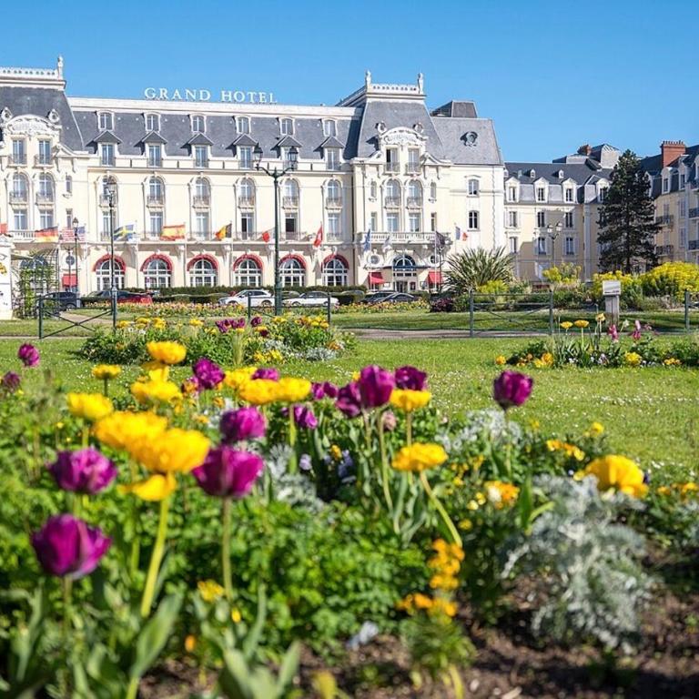Appartement deux pièces élégant avec Vue sur Parc - Plage & Centre-Ville à Pied - Appartamento con 1 Camera da Letto - 16