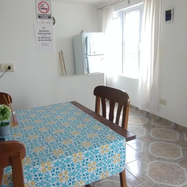 Dulce Adelina II Zona Céntrica - One-Bedroom Apartment - 1