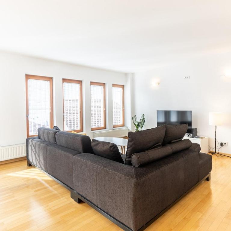 Luxury 2bdr suite in Old town with free parking - Apartman sa 2 Spavaće Sobe - 11