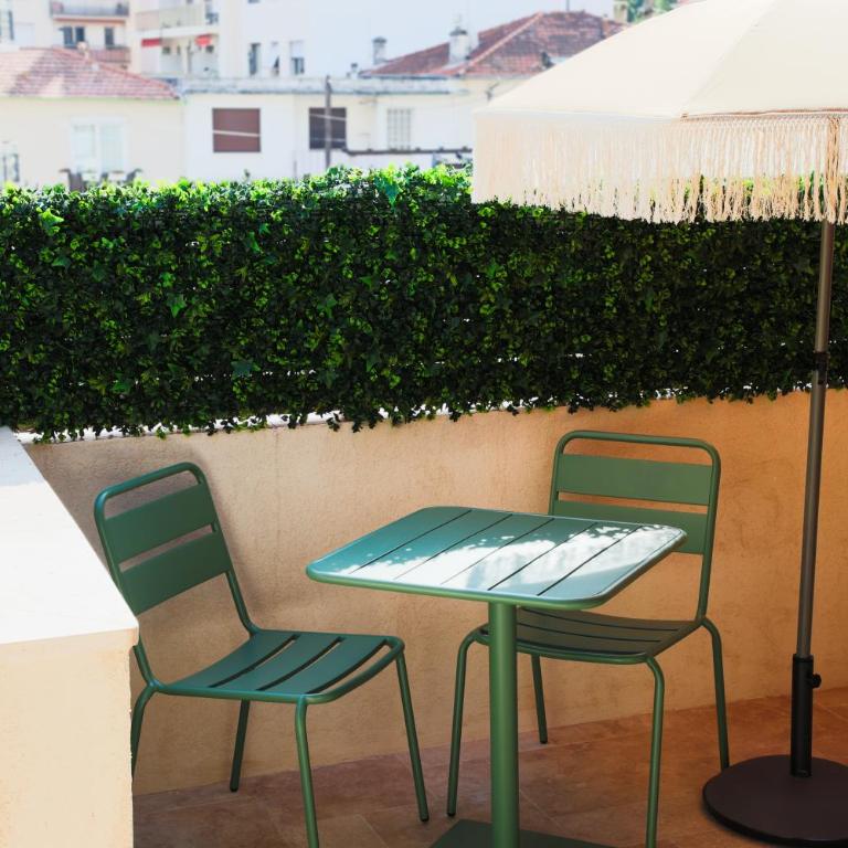 Suite Cigale Jaune avec terrasse et piscine à Antibes - Appartamento con 1 Camera da Letto - 2
