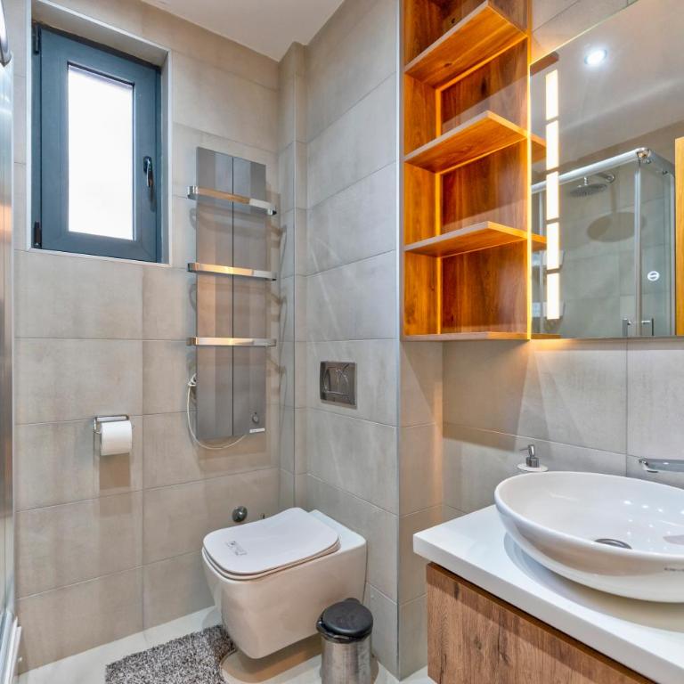 Mount Inn Jasmine - Two-Bedroom Deluxe Apartment with Balcony - 8