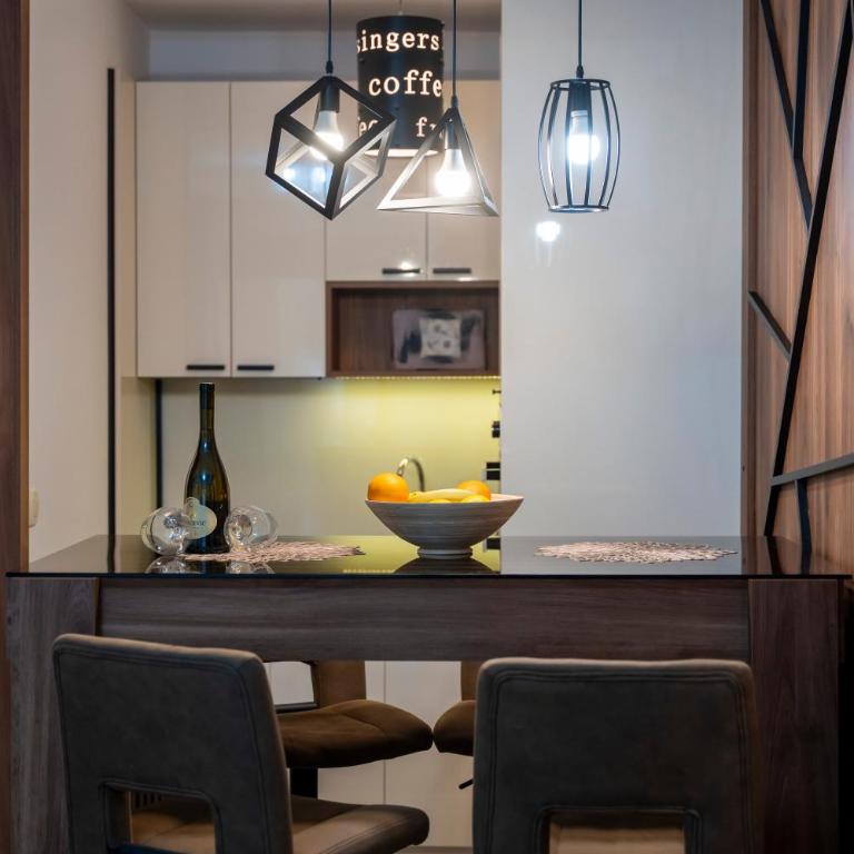 Mount Inn Jasmine - Two-Bedroom Deluxe Apartment with Balcony - 14
