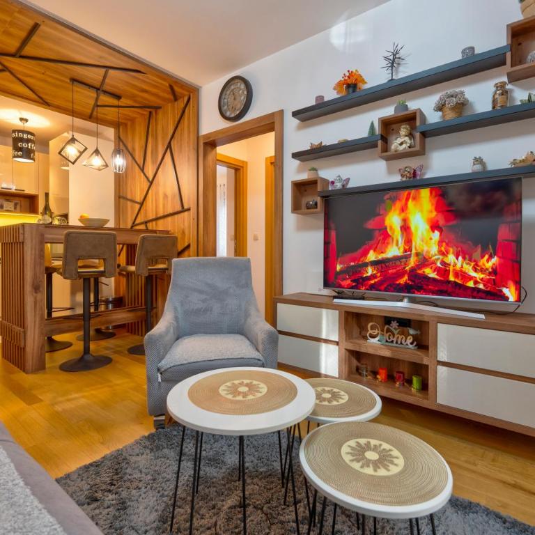 Mount Inn Jasmine - Two-Bedroom Deluxe Apartment with Balcony - 2