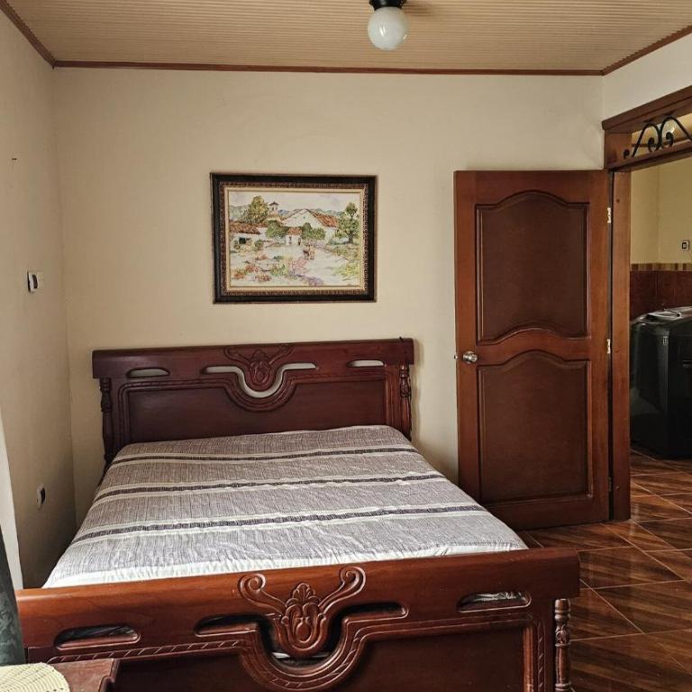 Casa campestre cerca de termales con WiFi y parqueadero - Casa de 3 dormitorios - 8