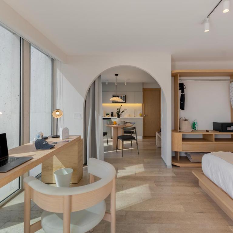 Capitalia Antara Polanco - Luxury Apartment, Balcony, City View - 15