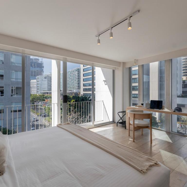 Capitalia Antara Polanco - Luxury Apartment, Balcony, City View - 3