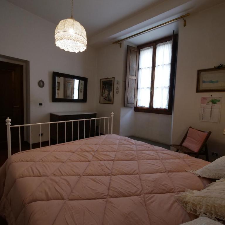 Alloggiare nei luoghi dove é vissuto Dante - Camera Matrimoniale - 1