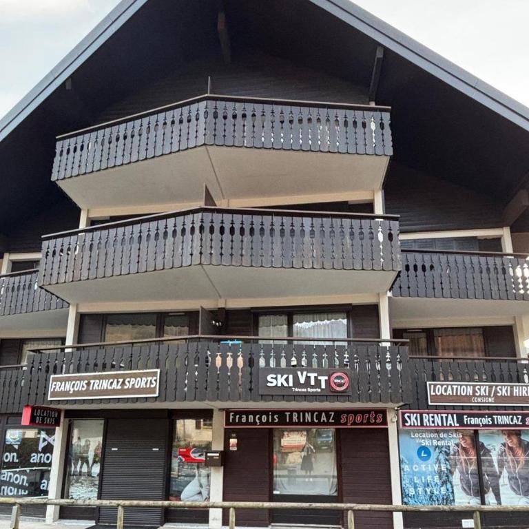 Appartement au cœur du village avec balcon et parking extérieur - Appartement 1 Chambre - 19