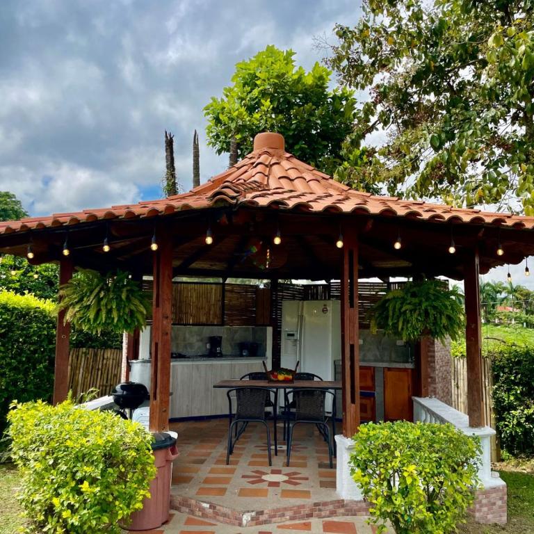 Casa Ulloa Eje Cafetero 30 Personas, Piscina & WiFi - Chalet - 14