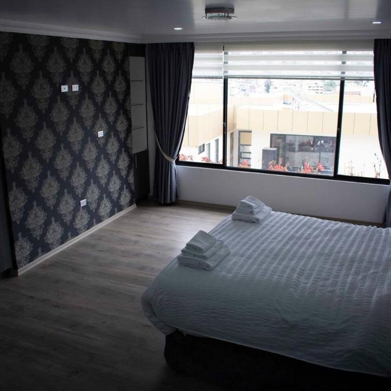 Lujoso apartamento en el centro de Ambato - Apartamento de 2 dormitorios - 4