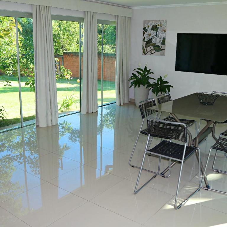 Villa Licht, Obligado Center - Three-Bedroom House - 16
