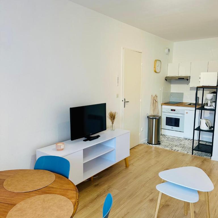 Appartement deux pièces élégant avec Vue sur Parc - Plage & Centre-Ville à Pied - Appartamento con 1 Camera da Letto - 7