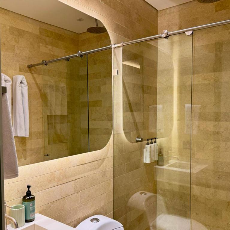 Hotel SLOB - Habitación Doble Estándar sin ventana - 4