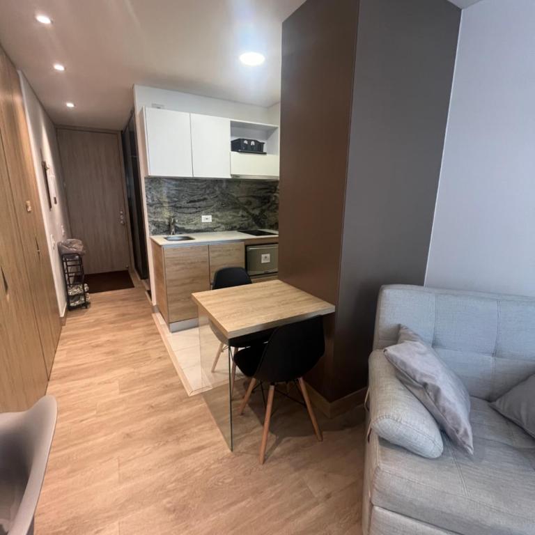 Cómodo y moderno apartaestudio con WiFi rápido en Zona Chapinero - Apartamento de 2 dormitorios - 25