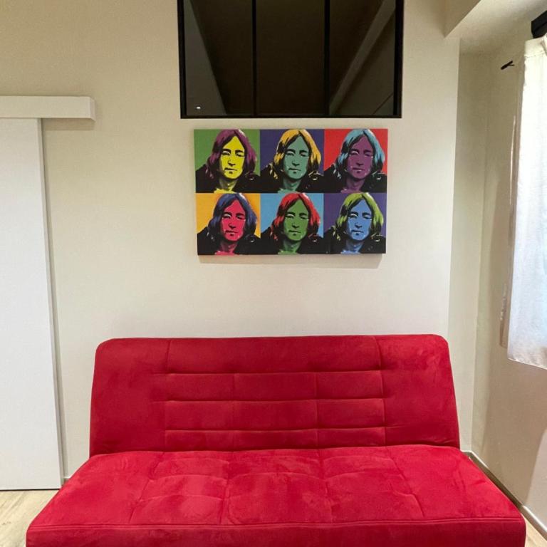 Pomelia House - One-Bedroom Apartment - 2