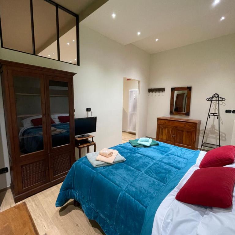 Pomelia House - One-Bedroom Apartment - 14