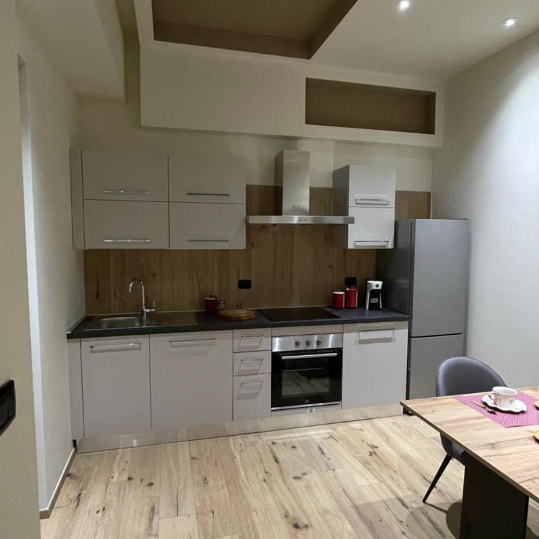 Pomelia House - One-Bedroom Apartment - 15