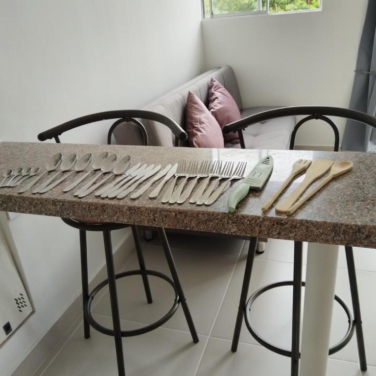 AptoSuite de la Sierra - Two-Bedroom Apartment - 8