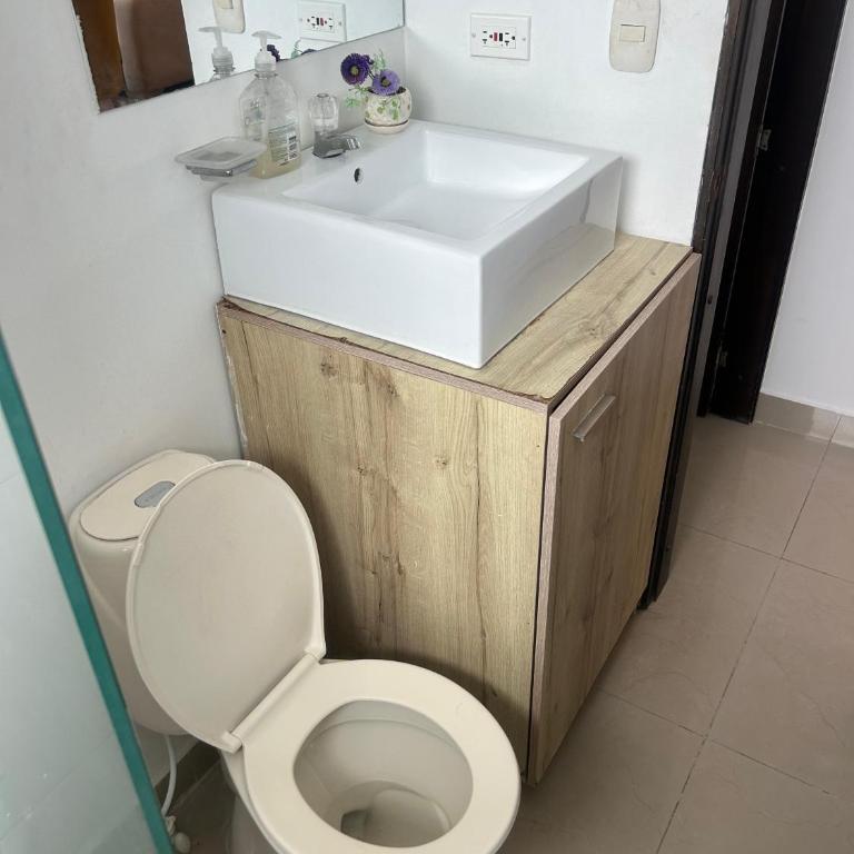 Lujoso Apartamento Sector Norte Altos Del Limón - Apartamento de 2 dormitorios - 12