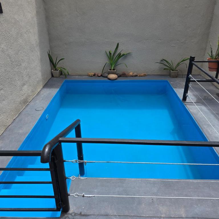 Casa con Pileta, Parrilla y Acceso con Rampa - Apartamento de 2 dormitorios - 2