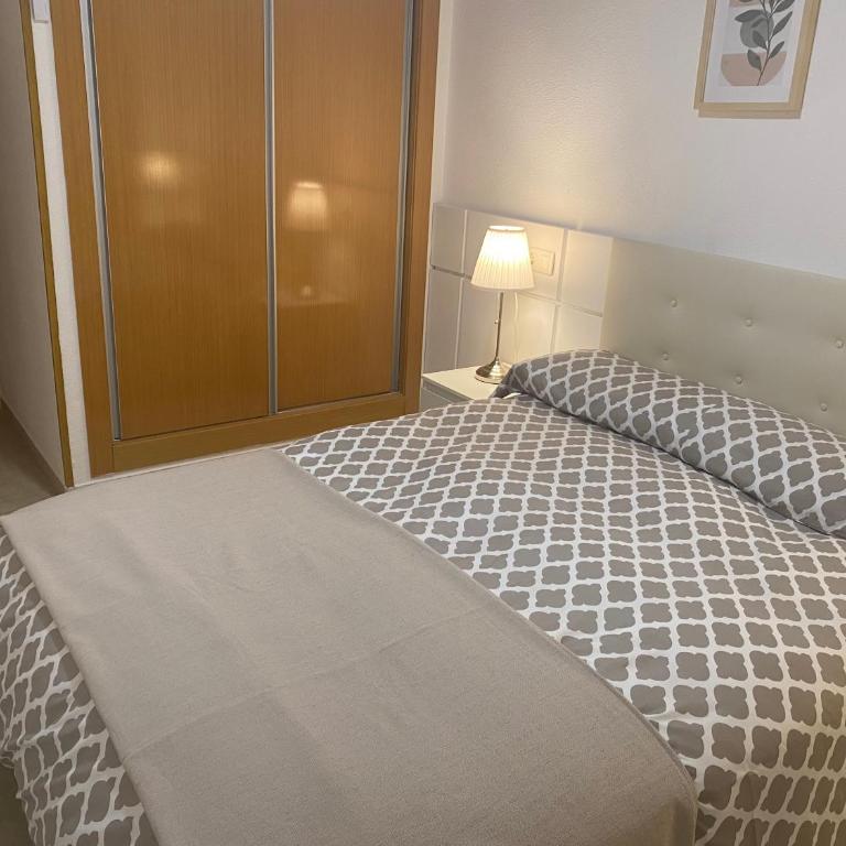 Edificio TORREMAR vistas al mar, orientación norte, Wifi y Smart-TV - Apartamento de 2 dormitorios - 10