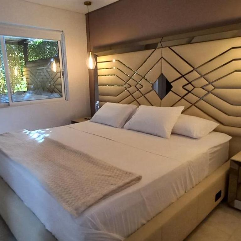 Hotel y Cabañas Parinzzi - Suite con bañera de hidromasaje - Cama extragrande - 6