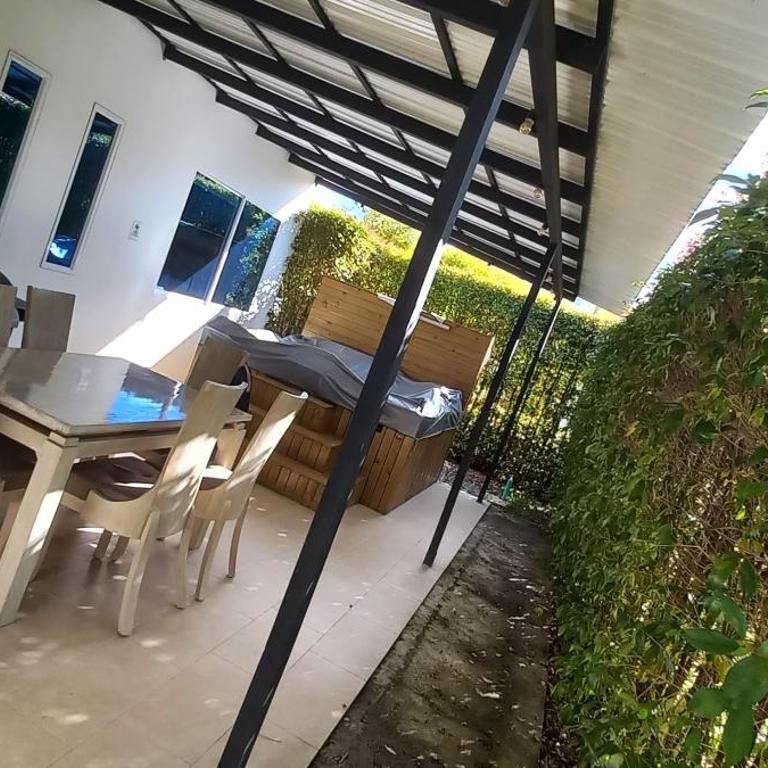 Hotel y Cabañas Parinzzi - Suite con bañera de hidromasaje y cama grande - 5