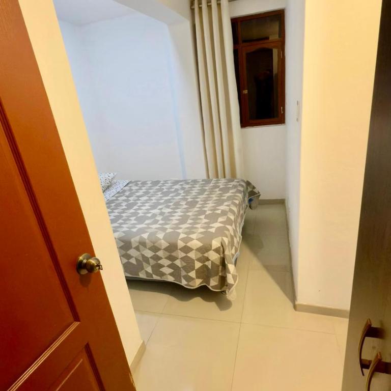 Departamento completo en el primer piso - Three-Bedroom Apartment - 10