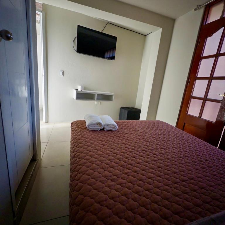 Habitación con Balcón Castellares La Puebla - Double Room - 4