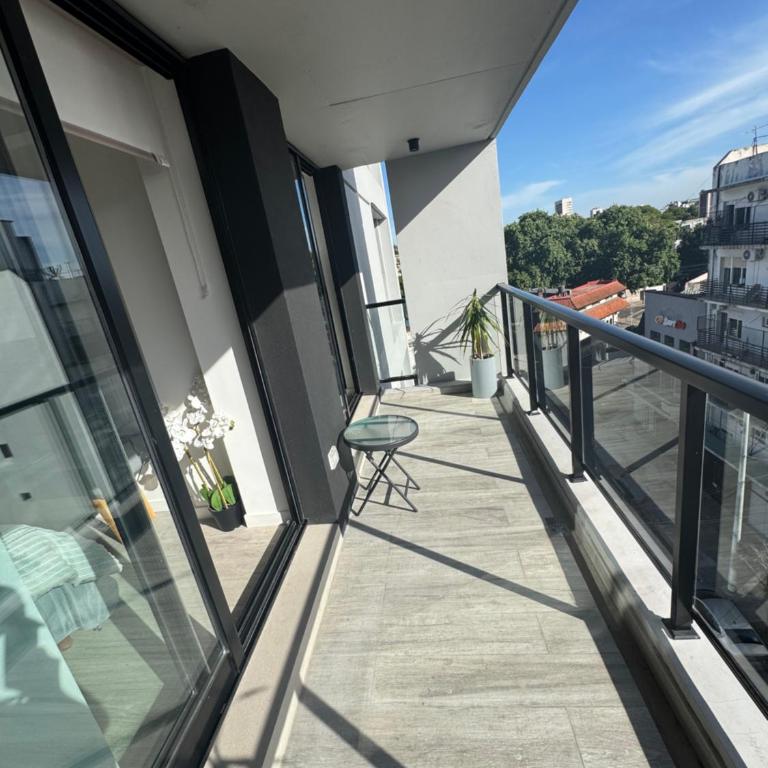 Moderno departamento en la mejor zona de la capital - Apartamento de 1 dormitorio - 10