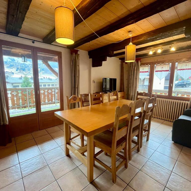 Chalet Authentique 8p, La Clusaz, Parking, Proche Pistes - FR-1-459-249 - Chalet - 6