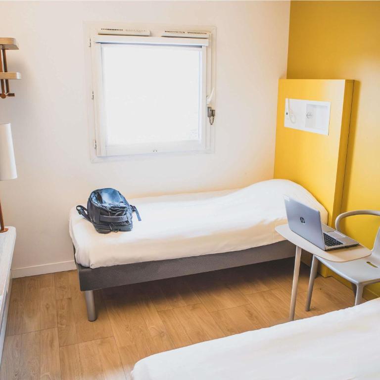 ibis budget Dijon Saint Apollinaire - Chambre Double avec Lit Simple - 1