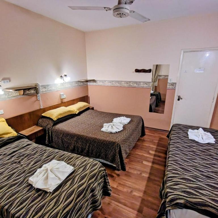 Hotel Ritz - Habitación cuádruple - 3