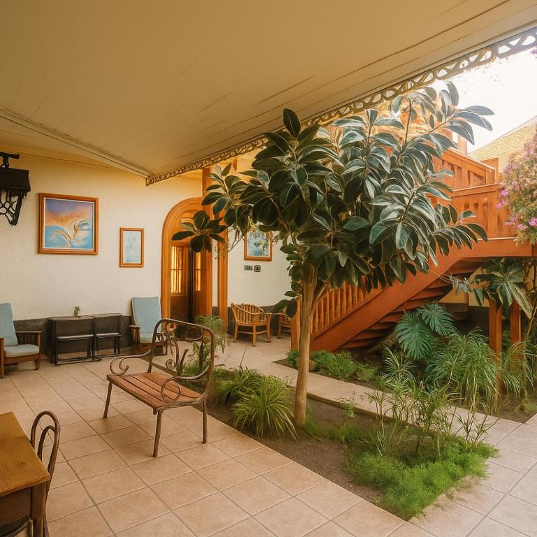 Hotel HALLEY - Vicuña, Valle de Elqui - Budget Triple Room - 6