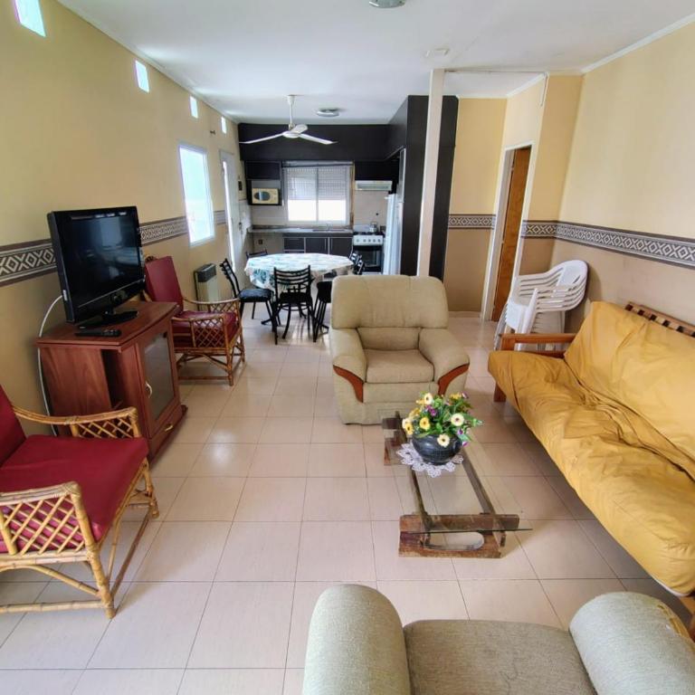Apart Hotel RITZ - Apartamento de 2 dormitorios con balcón y terraza - 3