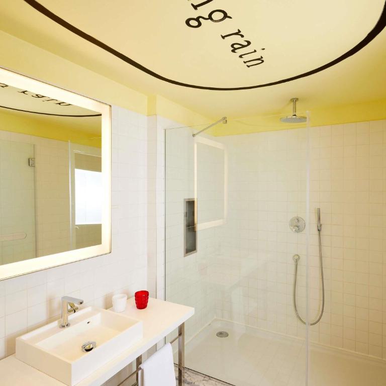 Mama Shelter Belgrade - Velika Mama Dvokrevetna Soba sa Bračnim Krevetom - 2