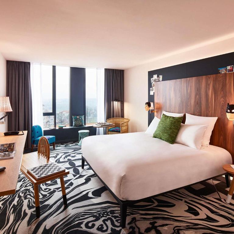 Mama Shelter Belgrade - Velika Mama Dvokrevetna Soba sa Bračnim Krevetom - 3