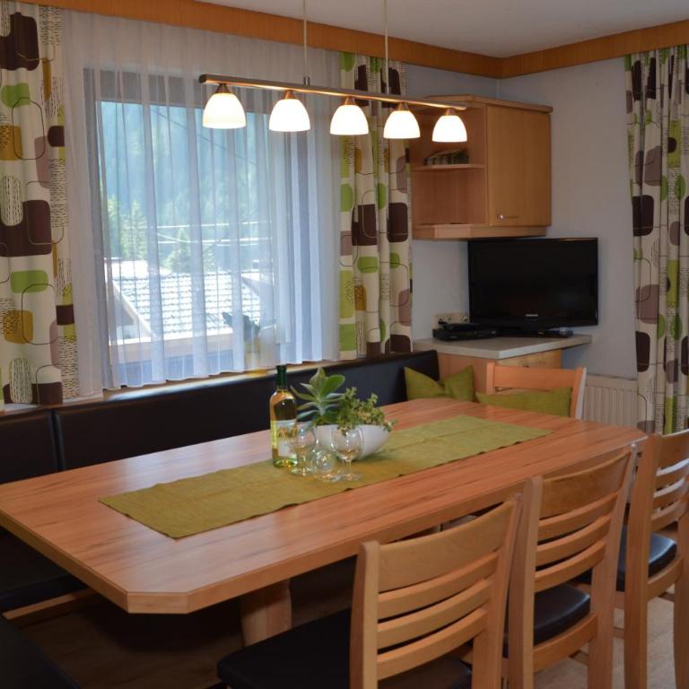 Apartments Pfeifer - Apartment mit 4 Schlafzimmern - auf 2 Ebenen - 10