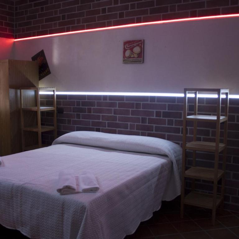 Hotel Agorà - Camera Matrimoniale - 11