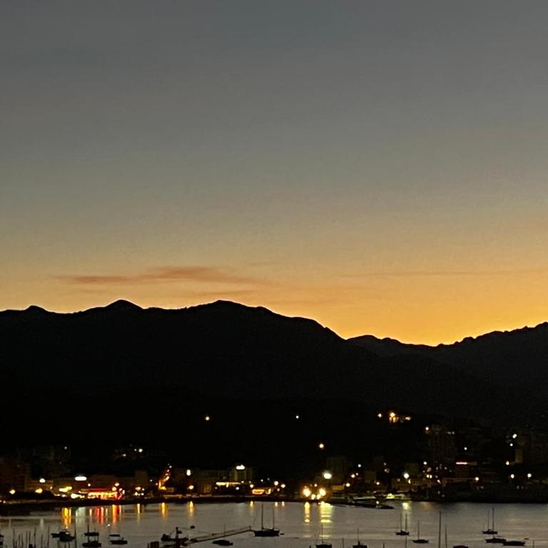 Très bel appartement avec terrasse de 87m2 avec une superbe vue panoramique sur la baie d Ajaccio - Apartment mit 2 Schlafzimmern - 45